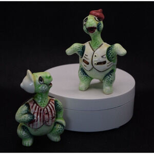 Vintage Anthropomorphic Turtle Friends Salt & Pepper Shaker Set